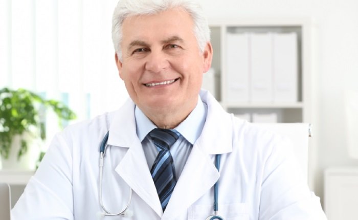 Badanie mikologiczne próbki paznokcia w laboratorium – diagnostyka grzybicy